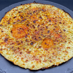 MARGHERITA CLASSIQUE : Sauce tomate du chef, mozzarella 100%, origan.