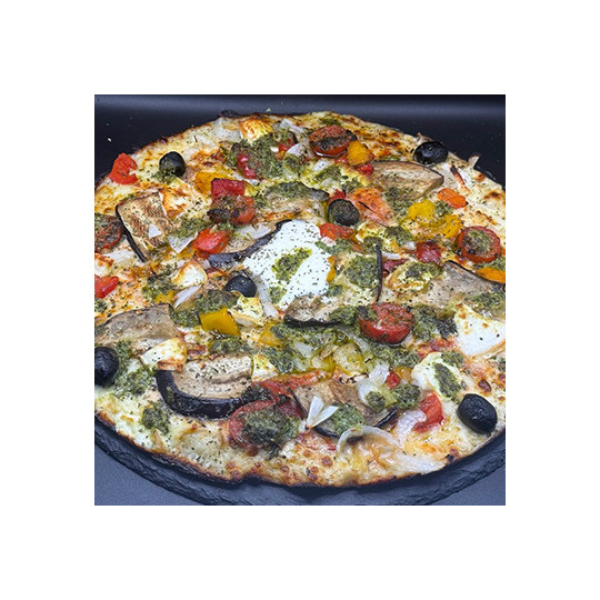 MEDITERANEEN : S. tomate du Chef, mozzarella 100 %, aubergines & poivrons grillés, t. cerises, olives, oignons, chèvre, pesto