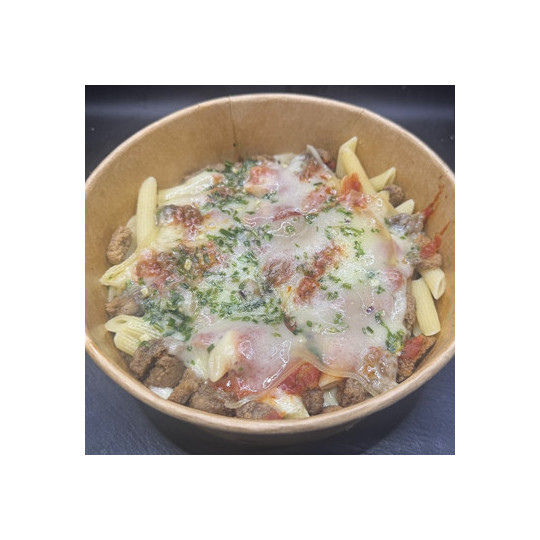 BOWL BURGER BŒUF ÉPICÉ CHORIZO : Bœuf épicé, chorizo, sauce tomate du chef, mozzarella & comté, huile persillée