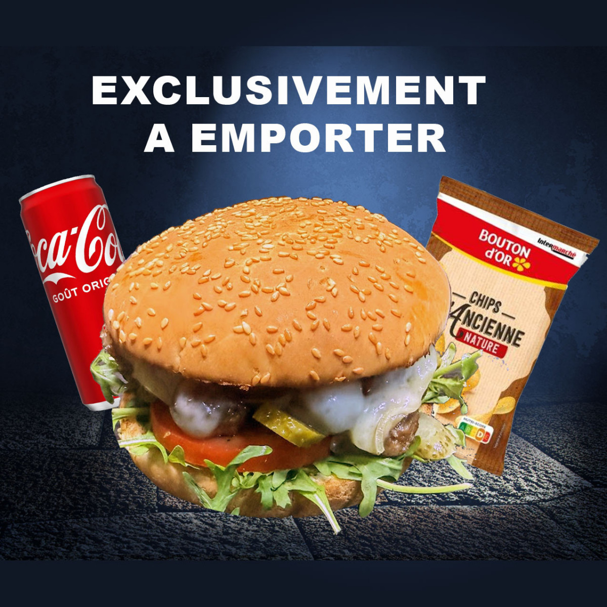 Menu burger roquefort : Pain burger, boulette de bœuf, comté, roquefort, tomate, cornichons, roquette + chips + boisson