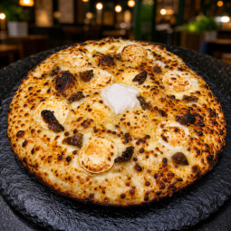 CALINE : Crème fraîche, mozzarella 100 %, Chèvre, figues, miel.