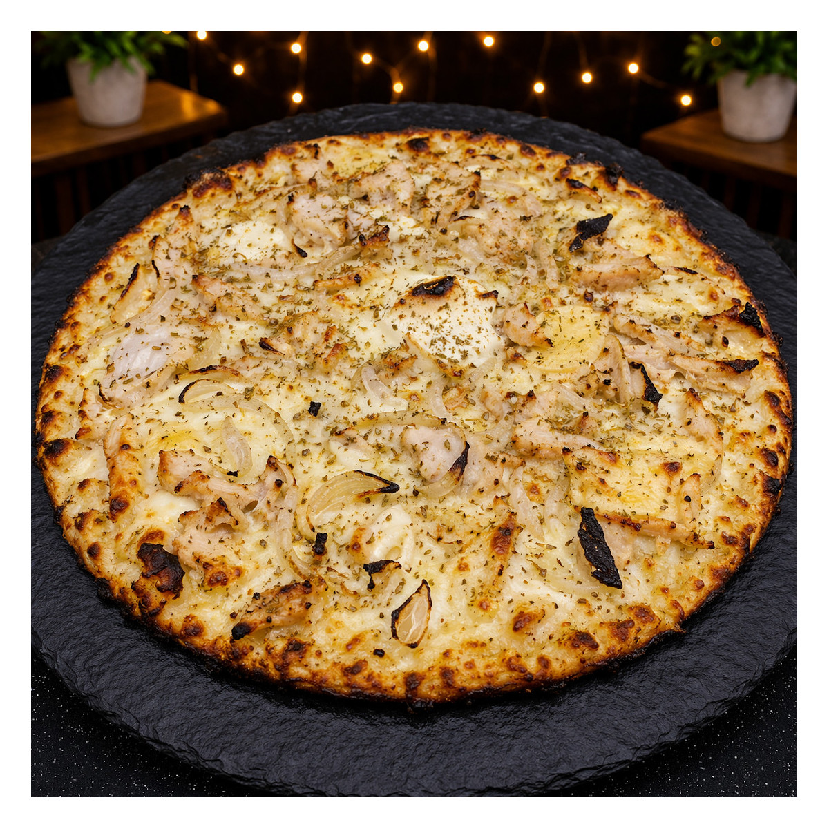 POULET RACLETTE : Crème fraîche, mozzarella 100%, poulet, raclette, oignons, origan (halal)